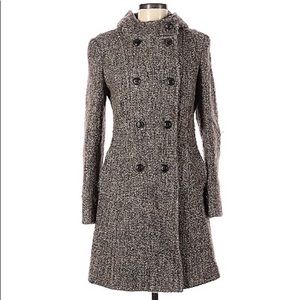 Gorgeous DKNY Coat Trench Coat EUC 52% Wool